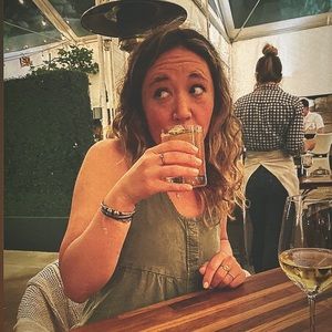 Meet your Posher, Alexis